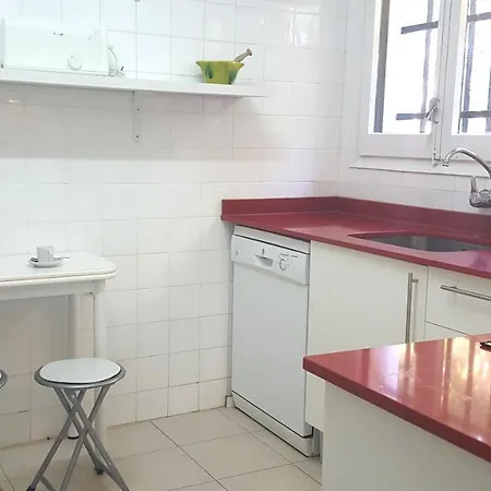 Apartment Sleeps 9 Llafranc