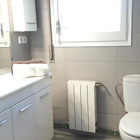 Sleeps 9 Apartment